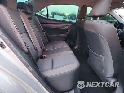 Zdjęcie 10 z 12 samochodu: 2018 TOYOTA COROLLA LE VIN:2T1BURHEXJC087088 - miniatura