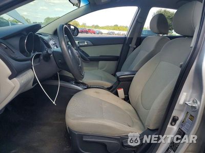 Zdjęcie 7 z 12 samochodu: 2013 KIA FORTE EX VIN:KNAFU4A20D5724069 - miniatura