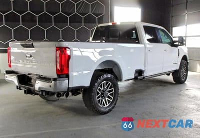 Trzecie zdjęcie samochodu z tyłu: 2017 FORD F350 SUPER DUTY VIN:1FT8W3BT4HEC09024 - miniatura