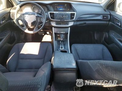 Zdjęcie 8 z 12 samochodu: 2015 HONDA ACCORD SPORT VIN:1HGCR2F55FA194983 - miniatura