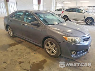 Czwarte zdjęcie samochodu z boku: 2012 TOYOTA CAMRY SE VIN:4T1BF1FK0CU132948 - miniatura
