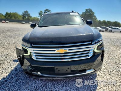 Piąte zdjęcie samochodu w środku: 2022 CHEVROLET SUBURBAN K1500 HIGH COUNTRY VIN:1GNSKGKLXNR272178 - miniatura