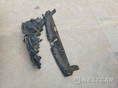Zdjęcie 12 z 13 samochodu: 2022 TOYOTA COROLLA LE VIN:JTDEPMAE2N3001112 - miniatura