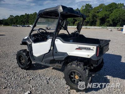 Trzecie zdjęcie samochodu z tyłu: 2020 HONDA PIONEER UTILITY VEHICLE VIN:1HFVE04B7L4401471 - miniatura