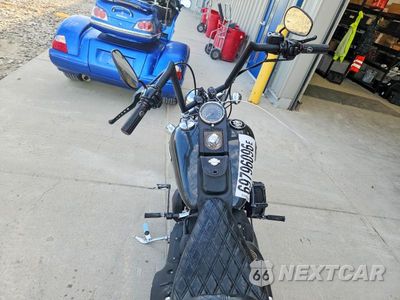 Zdjęcie 6 z 9 samochodu: 2008 HARLEY-DAVIDSON FXSTB VIN:1HD1JA5118Y017586 - miniatura