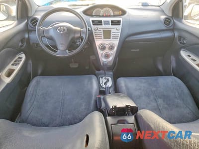 Zdjęcie 8 z 12 samochodu: 2007 TOYOTA YARIS S VIN:JTDBT923771075200 - miniatura