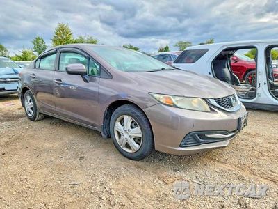 Czwarte zdjęcie samochodu z boku: 2014 HONDA CIVIC LX VIN:19XFB2F54EE045556 - miniatura