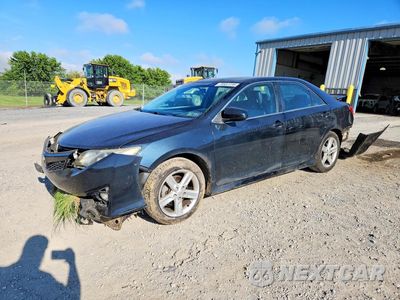 2014 TOYOTA CAMRY SE 4T1BF1FK1EU736804 - główne zdjęcie licytacji z USA - miniatura