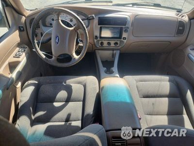 Zdjęcie 8 z 12 samochodu: 2002 FORD EXPLORER SPORT TRAC VIN:1FMZU67E62UB86103 - miniatura