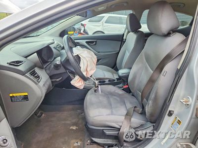 Zdjęcie 7 z 12 samochodu: 2013 HYUNDAI ELANTRA GLS VIN:5NPDH4AE1DH281049 - miniatura
