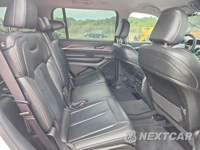 Zdjęcie 11 z 13 samochodu: 2023 JEEP GRAND CHEROKEE L LIMITED VIN:1C4RJKBG4P8704711 - miniatura