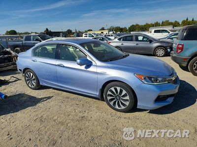Czwarte zdjęcie samochodu z boku: 2017 HONDA ACCORD HYBRID EXL VIN:JHMCR6F58HC020286 - miniatura