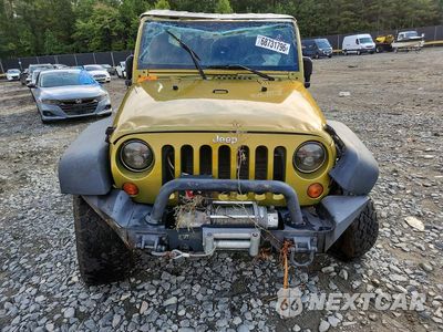 Piąte zdjęcie samochodu w środku: 2007 JEEP WRANGLER X VIN:1J4FA24107L200188 - miniatura