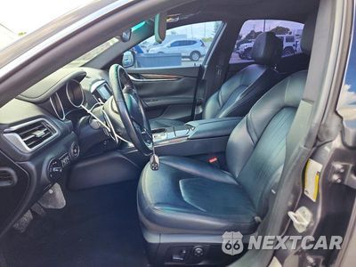 Zdjęcie 7 z 12 samochodu: 2016 MASERATI GHIBLI VIN:ZAM57XSA3G1179487 - miniatura