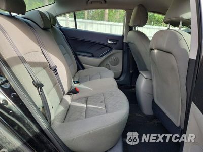 Zdjęcie 10 z 13 samochodu: 2016 KIA FORTE LX VIN:KNAFK4A6XG5612974 - miniatura