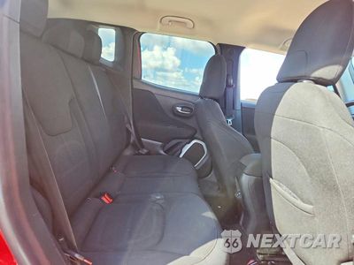 Zdjęcie 10 z 12 samochodu: 2018 JEEP RENEGADE LATITUDE VIN:ZACCJABB5JPG90919 - miniatura