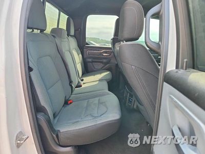 Zdjęcie 10 z 13 samochodu: 2022 RAM 1500 BIG HORN/LONE STAR VIN:1C6RREBT4NN104722 - miniatura