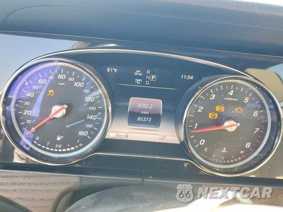 Zdjęcie 9 z 13 samochodu: 2018 MERCEDES-BENZ E 300 VIN:WDDZF4JB2JA469010 - miniatura