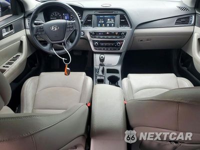 Zdjęcie 8 z 12 samochodu: 2017 HYUNDAI SONATA SPORT VIN:5NPE34AF3HH578244 - miniatura