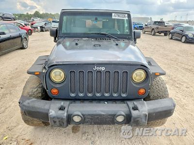 Piąte zdjęcie samochodu w środku: 2010 JEEP WRANGLER UNLIMITED SAHARA VIN:1J4HA5H13AL198349 - miniatura