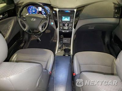 Zdjęcie 8 z 13 samochodu: 2014 HYUNDAI SONATA SE 2.0T VIN:5NPEC4AB0EH901528 - miniatura