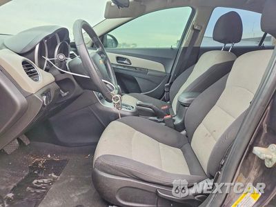 Zdjęcie 7 z 12 samochodu: 2014 CHEVROLET CRUZE LS VIN:1G1PA5SH7E7329569 - miniatura