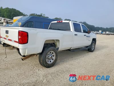 Trzecie zdjęcie samochodu z tyłu: 2018 CHEVROLET SILVERADO K3500 VIN:1GC4KYCG3JF198770 - miniatura