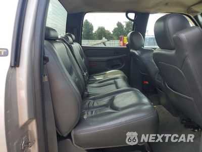 Zdjęcie 10 z 12 samochodu: 2005 CHEVROLET SILVERADO K2500 HEAVY DUTY VIN:1GCHK232X5F840295 - miniatura