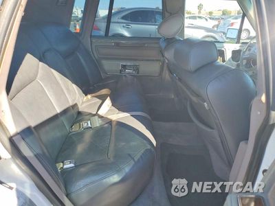 Zdjęcie 10 z 12 samochodu: 1989 LINCOLN TOWN CAR VIN:1LNBM81F6KY799667 - miniatura