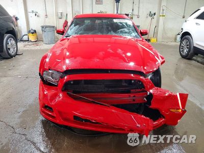 Piąte zdjęcie samochodu w środku: 2014 FORD MUSTANG VIN:1ZVBP8AM3E5297342 - miniatura