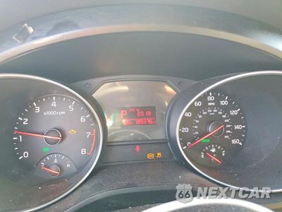 Zdjęcie 9 z 13 samochodu: 2015 KIA SEDONA LX VIN:KNDMB5C19F6071958 - miniatura