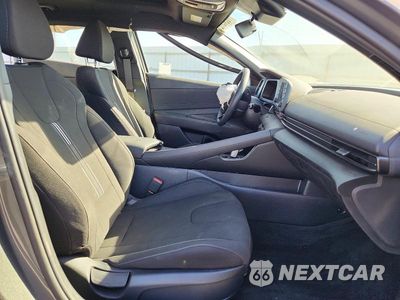 Zdjęcie 7 z 13 samochodu: 2026 HYUNDAI ELANTRA SEL SPORT PREMIUM VIN:KMHLS4DG1TU151413 - miniatura