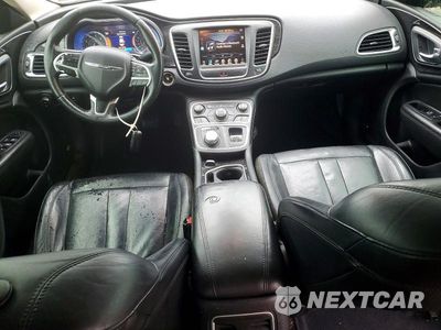 Zdjęcie 8 z 12 samochodu: 2015 CHRYSLER 200 C VIN:1C3CCCCB2FN509249 - miniatura