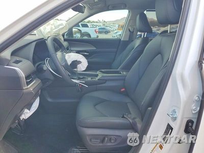 Zdjęcie 7 z 13 samochodu: 2026 TOYOTA GRAND HIGHLANDER XLE VIN:5TDABAA55TS006229 - miniatura