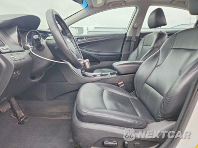Zdjęcie 7 z 12 samochodu: 2013 HYUNDAI SONATA LIMITED VIN:5NPEC4AC8DH718868 - miniatura