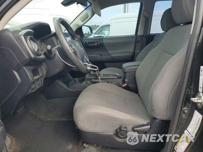 Zdjęcie 7 z 12 samochodu: 2018 TOYOTA TACOMA SR VIN:5TFAX5GN1JX104665 - miniatura