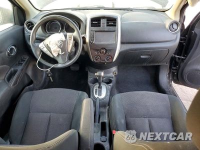 Zdjęcie 8 z 12 samochodu: 2019 NISSAN VERSA SV VIN:3N1CN7AP0KL873484 - miniatura