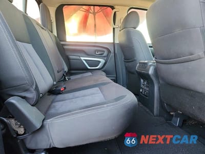Zdjęcie 10 z 12 samochodu: 2021 NISSAN TITAN SV VIN:1N6AA1EF6MN516468 - miniatura