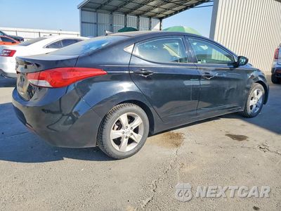 Trzecie zdjęcie samochodu z tyłu: 2013 HYUNDAI ELANTRA GLS VIN:KMHDH4AE6DU732297 - miniatura