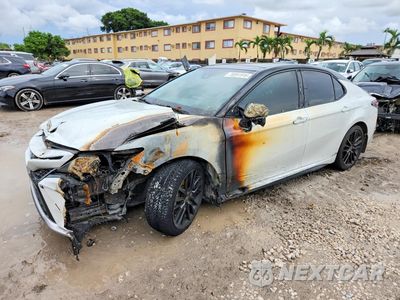 2022 TOYOTA CAMRY XSE V6 4T1KZ1AK8NU061886 - główne zdjęcie licytacji z USA - miniatura