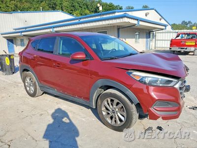 Czwarte zdjęcie samochodu z boku: 2018 HYUNDAI TUCSON SE VIN:KM8J23A40JU798376 - miniatura