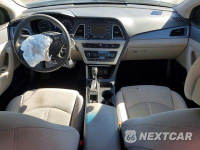 Zdjęcie 8 z 12 samochodu: 2015 HYUNDAI SONATA SE VIN:5NPE24AF3FH248300 - miniatura