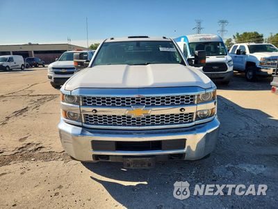 Piąte zdjęcie samochodu w środku: 2019 CHEVROLET SILVERADO K2500 HEAVY DUTY VIN:2GC2KREG5K1222523 - miniatura