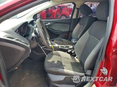 Zdjęcie 7 z 12 samochodu: 2014 FORD FOCUS SE VIN:1FADP3F26EL266433 - miniatura