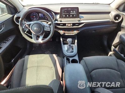 Zdjęcie 8 z 12 samochodu: 2019 KIA FORTE LXS VIN:3KPF24AD8KE122077 - miniatura