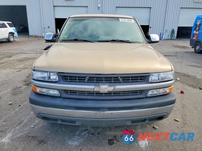 Piąte zdjęcie samochodu w środku: 2000 CHEVROLET SILVERADO C1500 VIN:2GCEC19T6Y1225006 - miniatura