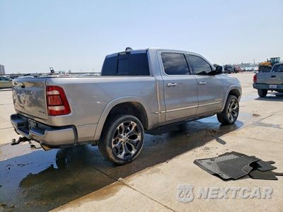 Trzecie zdjęcie samochodu z tyłu: 2022 RAM 1500 LIMITED VIN:1C6SRFHT1NN156274 - miniatura