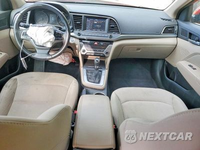 Zdjęcie 8 z 12 samochodu: 2017 HYUNDAI ELANTRA SE VIN:5NPD84LF2HH042749 - miniatura