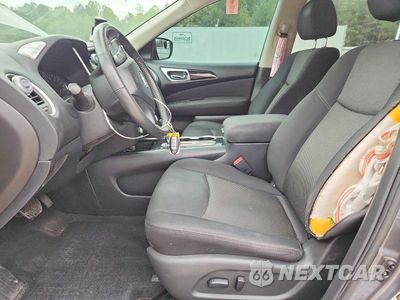 Zdjęcie 7 z 14 samochodu: 2017 NISSAN PATHFINDER SV VIN:5N1DR2MN6HC657237 - miniatura