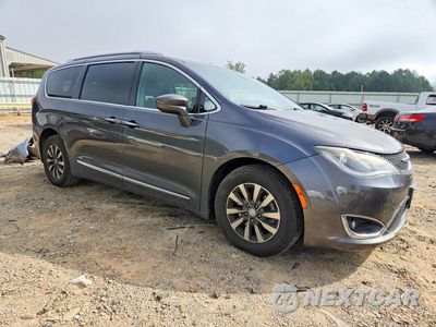 Czwarte zdjęcie samochodu z boku: 2020 CHRYSLER PACIFICA VIN:2C4RC1EG3LR111145 - miniatura